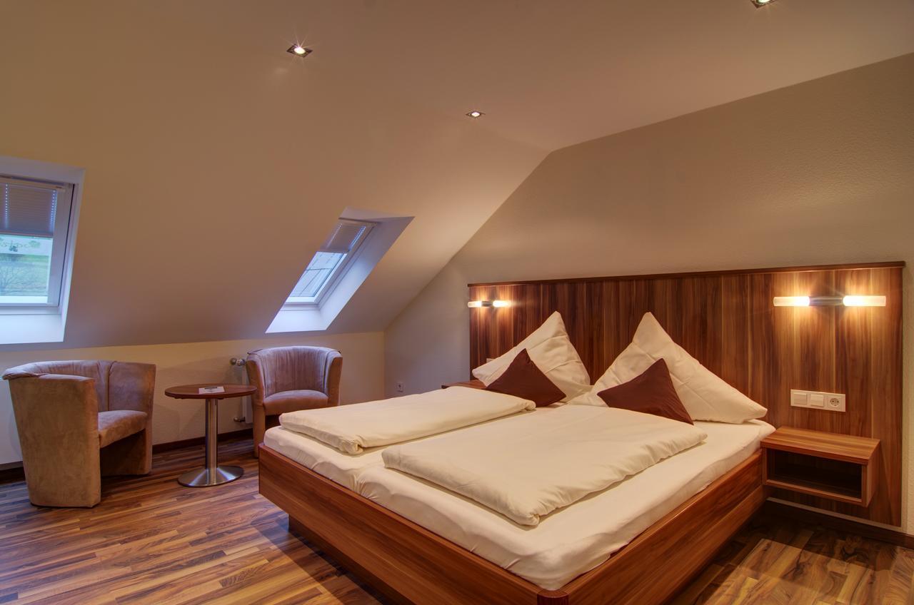 Landgasthof Rebstock Ottenhofen im Schwarzwald Εξωτερικό φωτογραφία